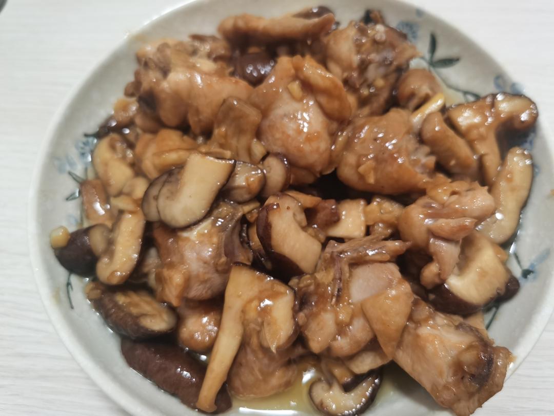 香菇滑鸡