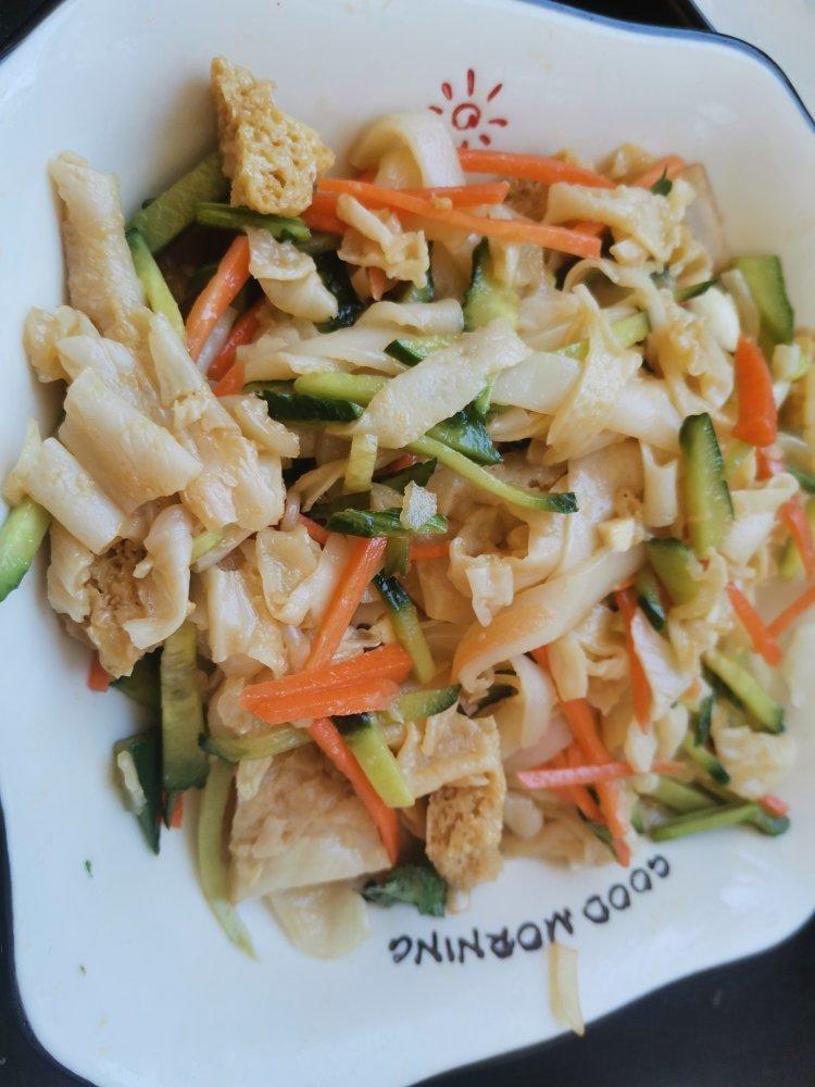 在家就可以做凉皮（电饼铛版凉皮）