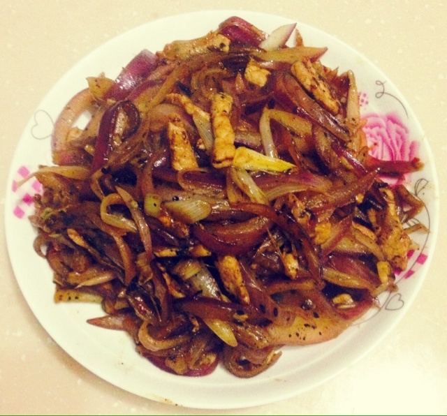 洋葱炒肉