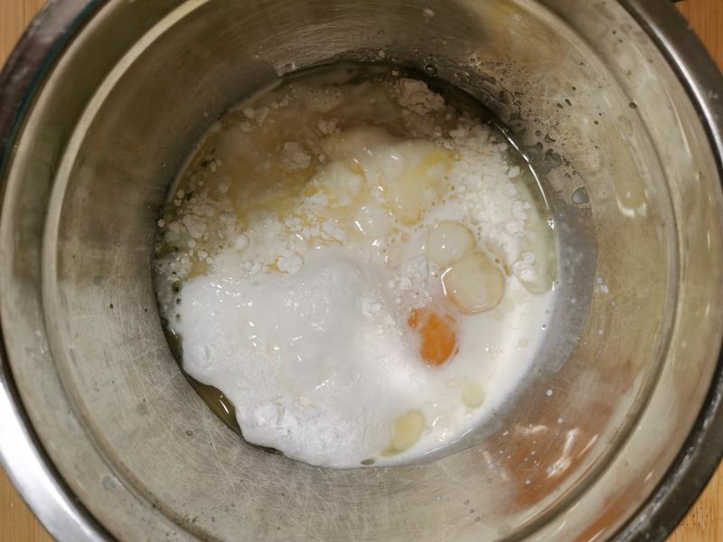 纯奶手撕吐司的做法 步骤1