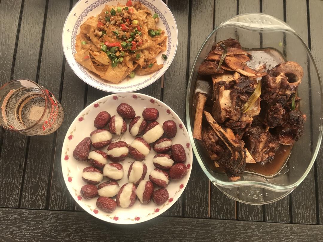 酱香牛尾骨