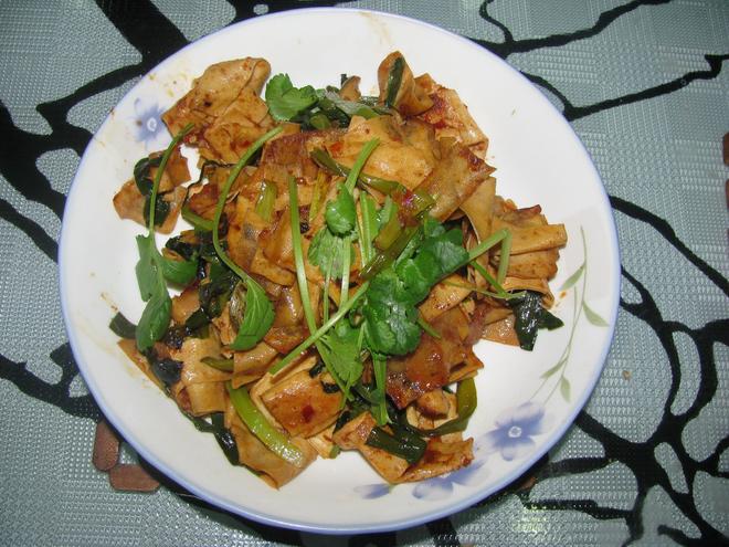 干豆腐炒韭菜的做法