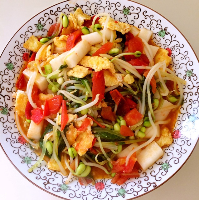 杂蔬鸡蛋炒年糕