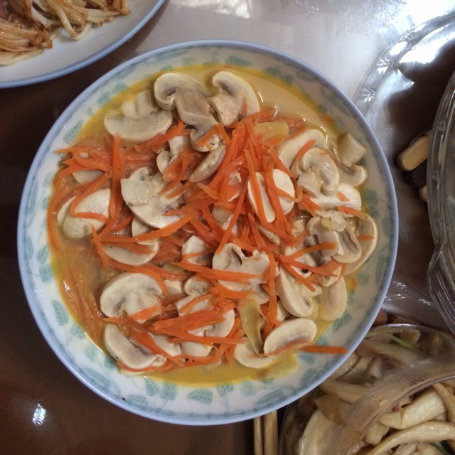 主厨炒蘑菇