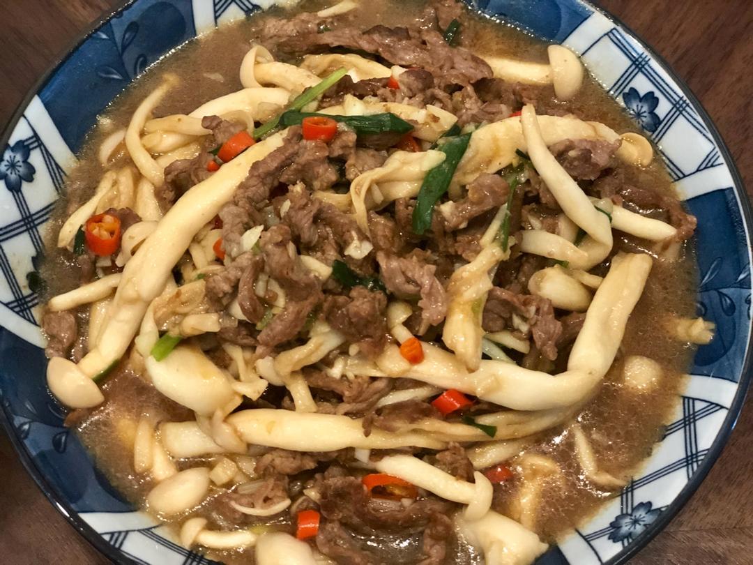 蚝汁海鲜菇炒牛柳