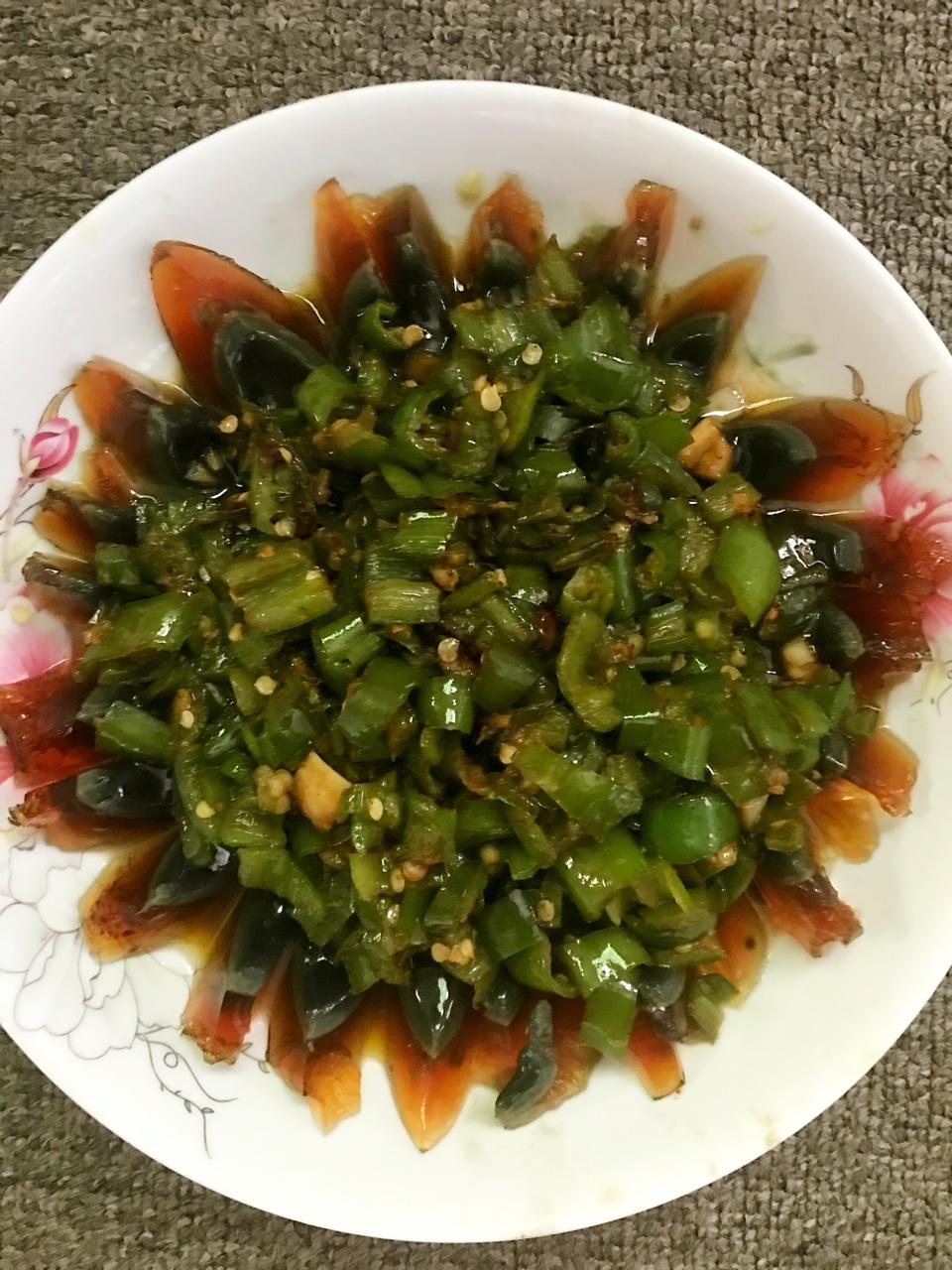 青椒皮蛋