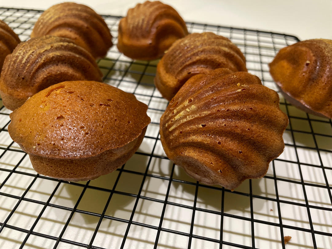 焦糖海盐玛德琳