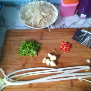锡纸包烧金针菇的做法 步骤1