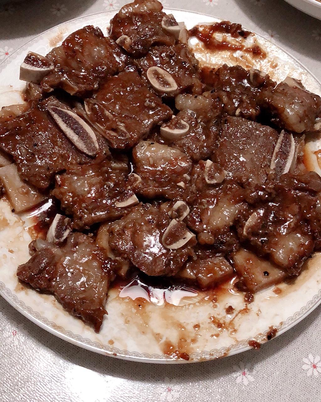 手机用户1772_i387做的惹味下饭的黑椒蒸牛仔骨(超简单)