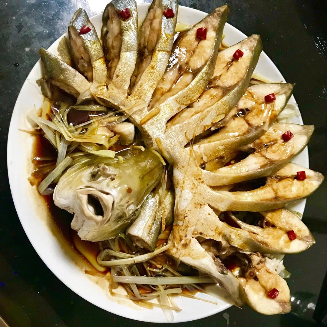 孔雀开屏清蒸鱼