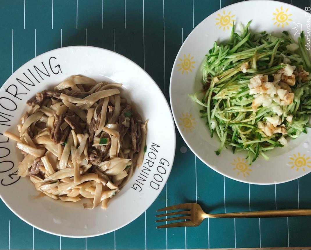 青椒香菇炒牛肉减脂健身餐