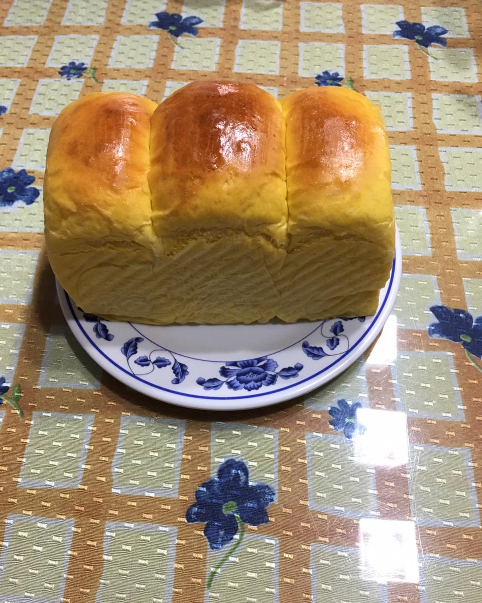 全麦黑芝麻核桃吐司
