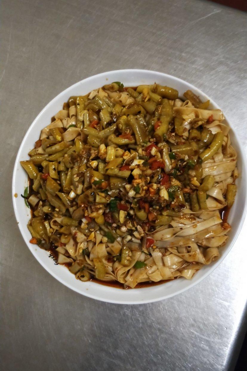 烂肉豇豆面