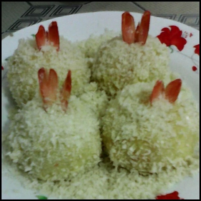土豆泥鲜虾球