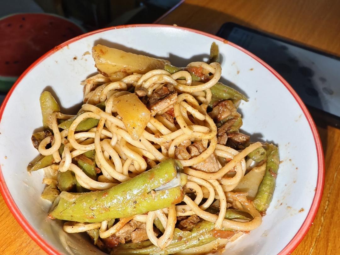 豆角焖面
