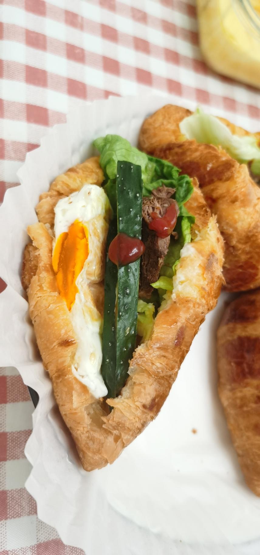 可颂牛角包三明治🥪的做法