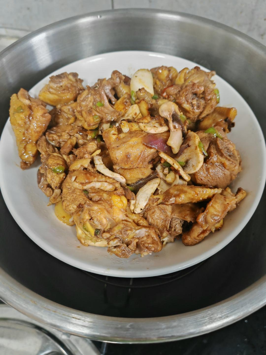 入伏吃鸡！葱姜炒鸡