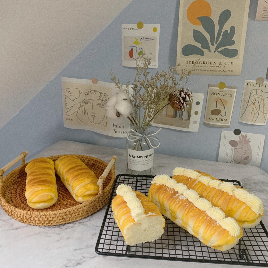 70%中种法鲜奶雪露面包~