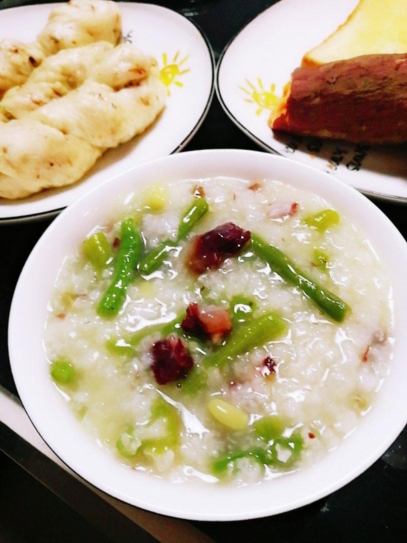 儿子一次吃3碗，吃了还想吃的快手豇豆牛肉粥