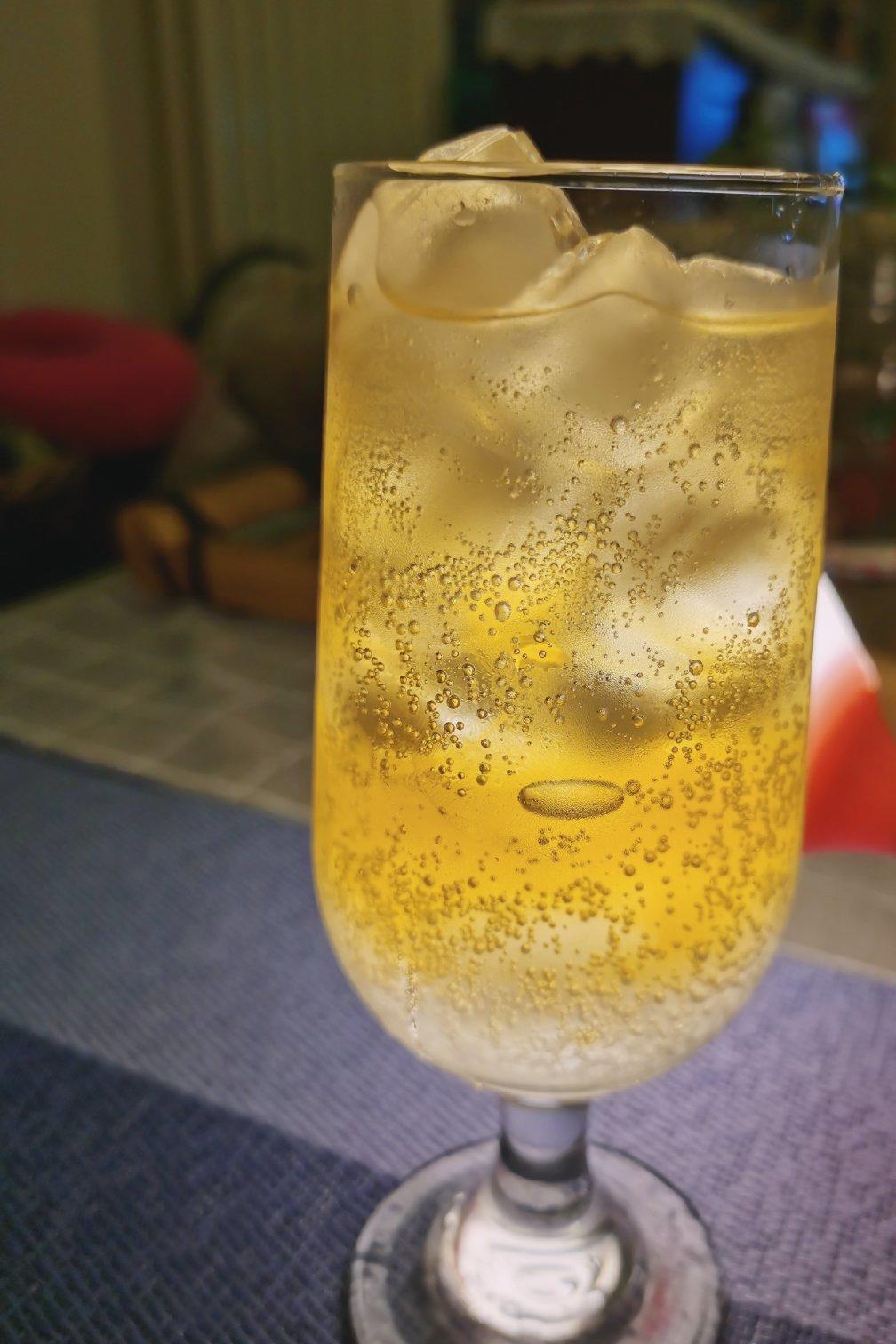蜜桃少女心（渐变气泡酒）