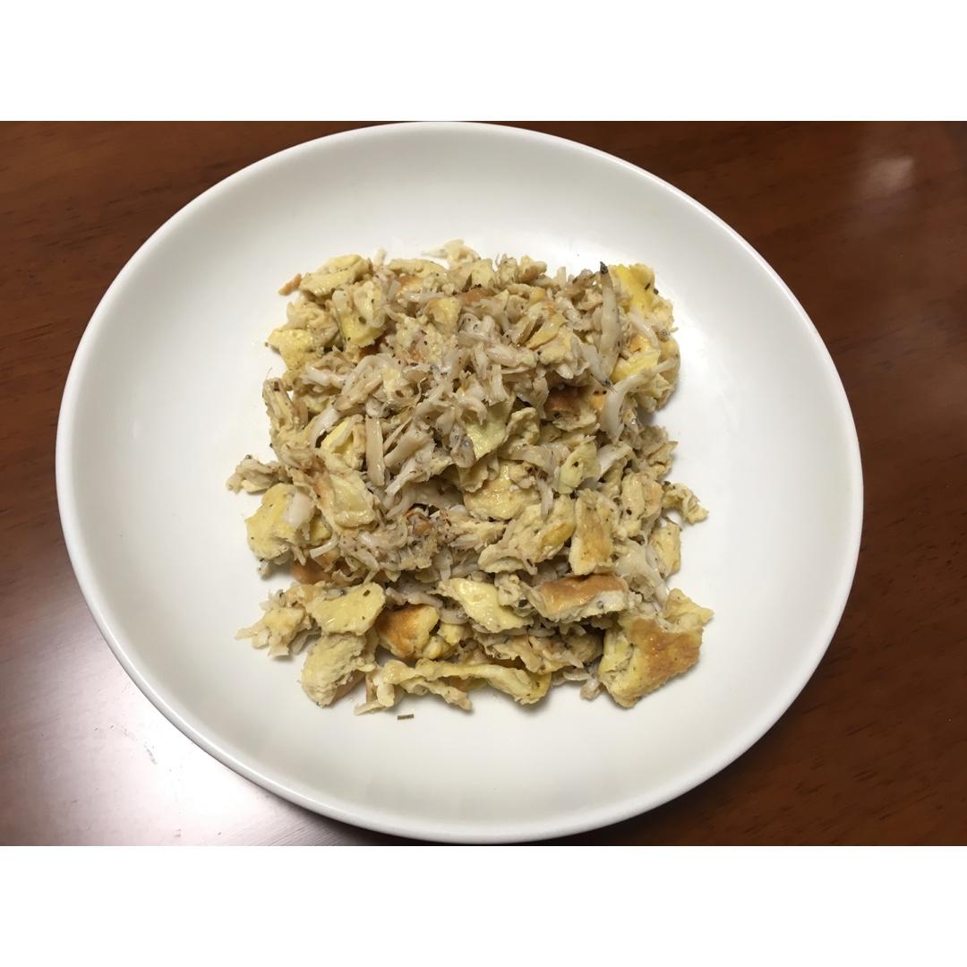 银鱼炒蛋