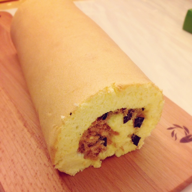 肉松戚风蛋糕卷