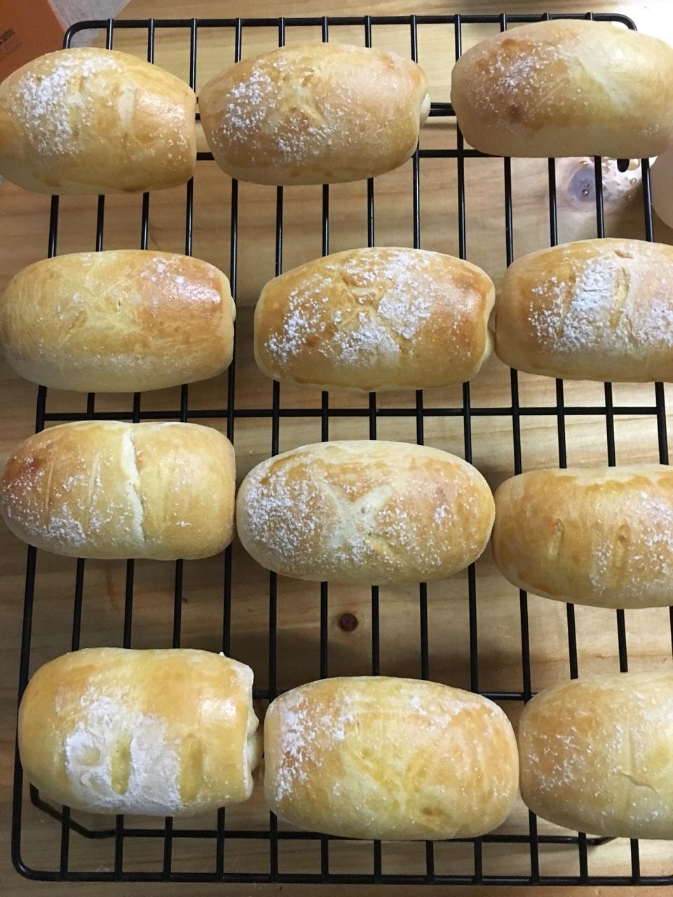 软到不知所措的牛奶卷