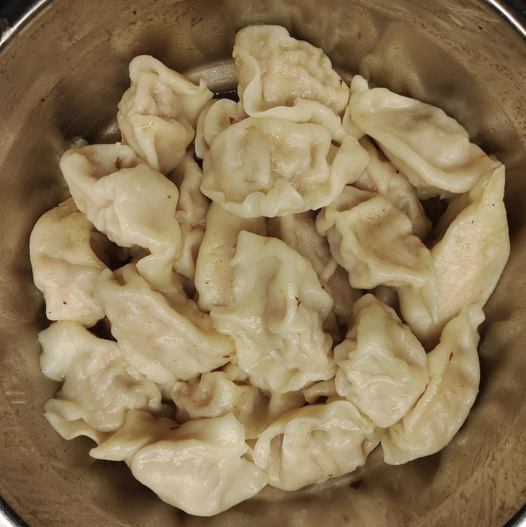 猪肉菜馅饺子     基础饺子的包法