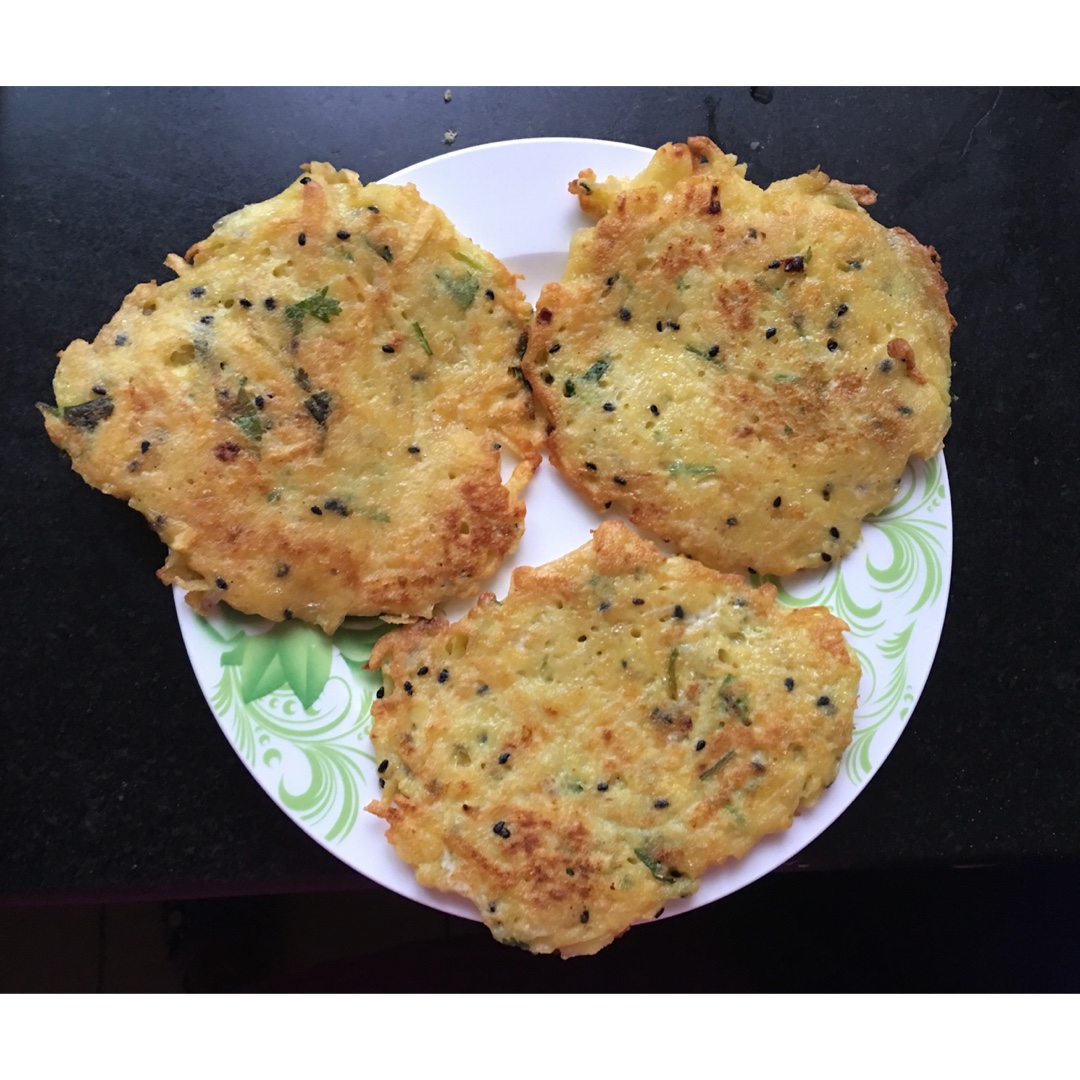 鸡蛋土豆饼