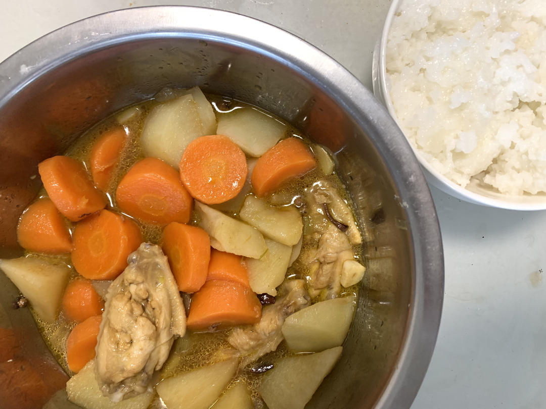 土豆炖鸡翅（快手零失败）