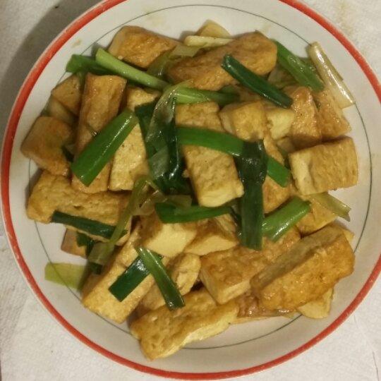 家常菜巜芦笋炒豆腐》