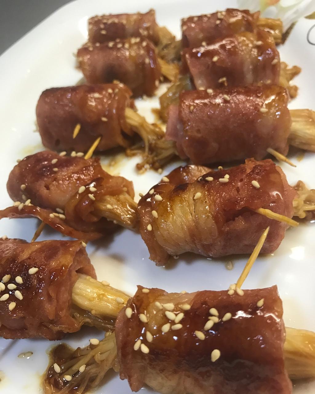 香煎培根金针菇卷