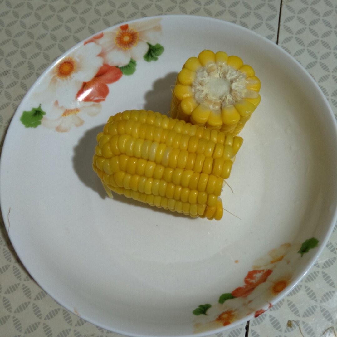 清煮甜玉米