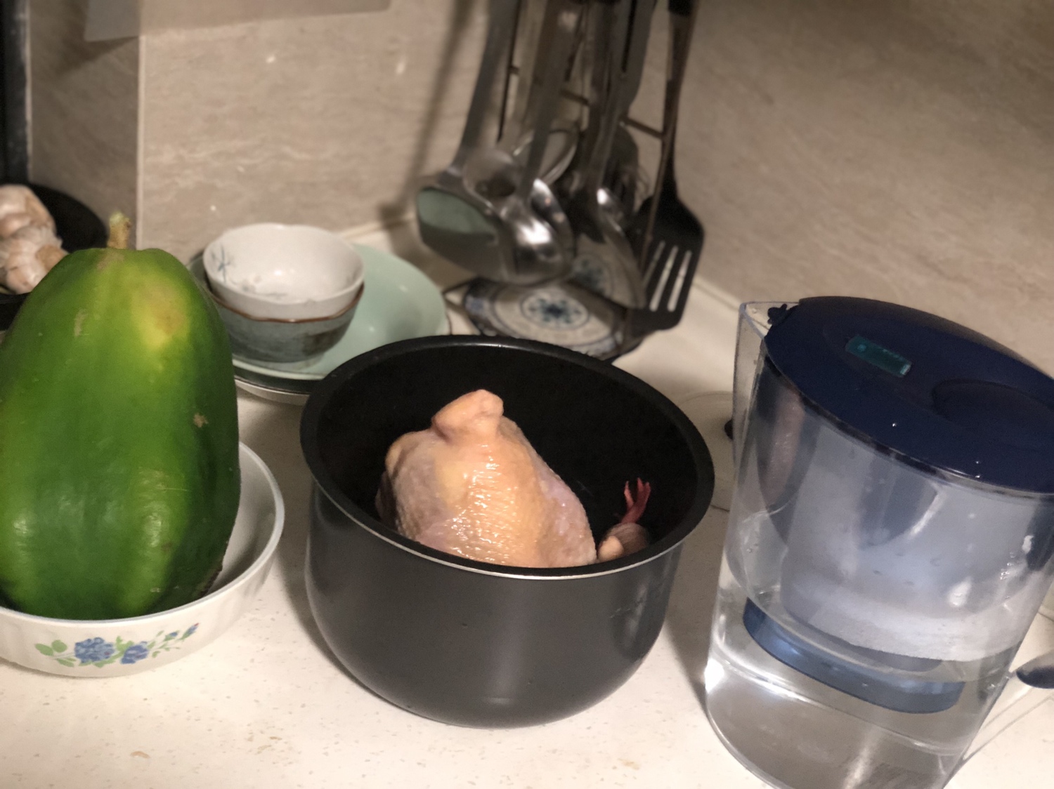 电饭锅盐焗鸡的做法 步骤1