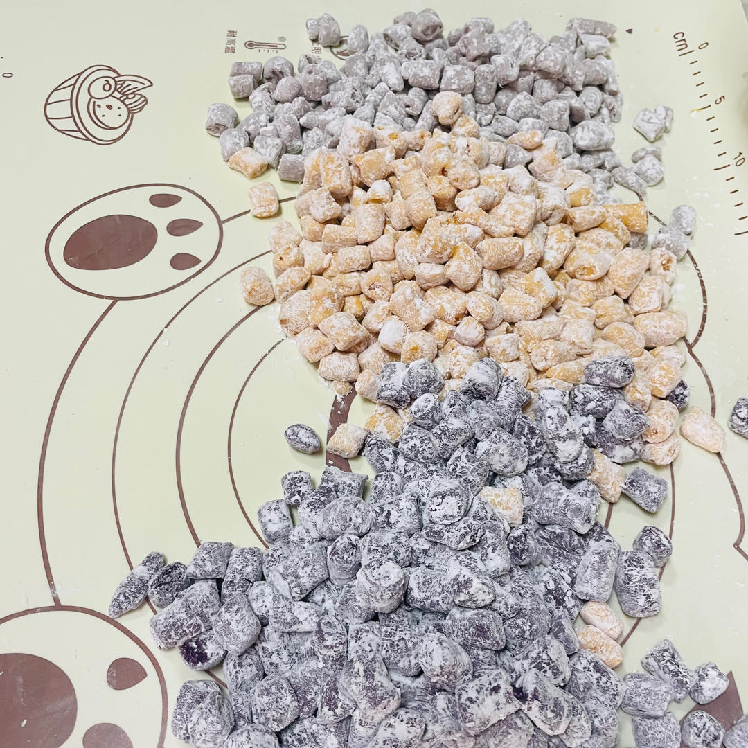 自制三色芋圆1⃣️（附上窍门详细比例）