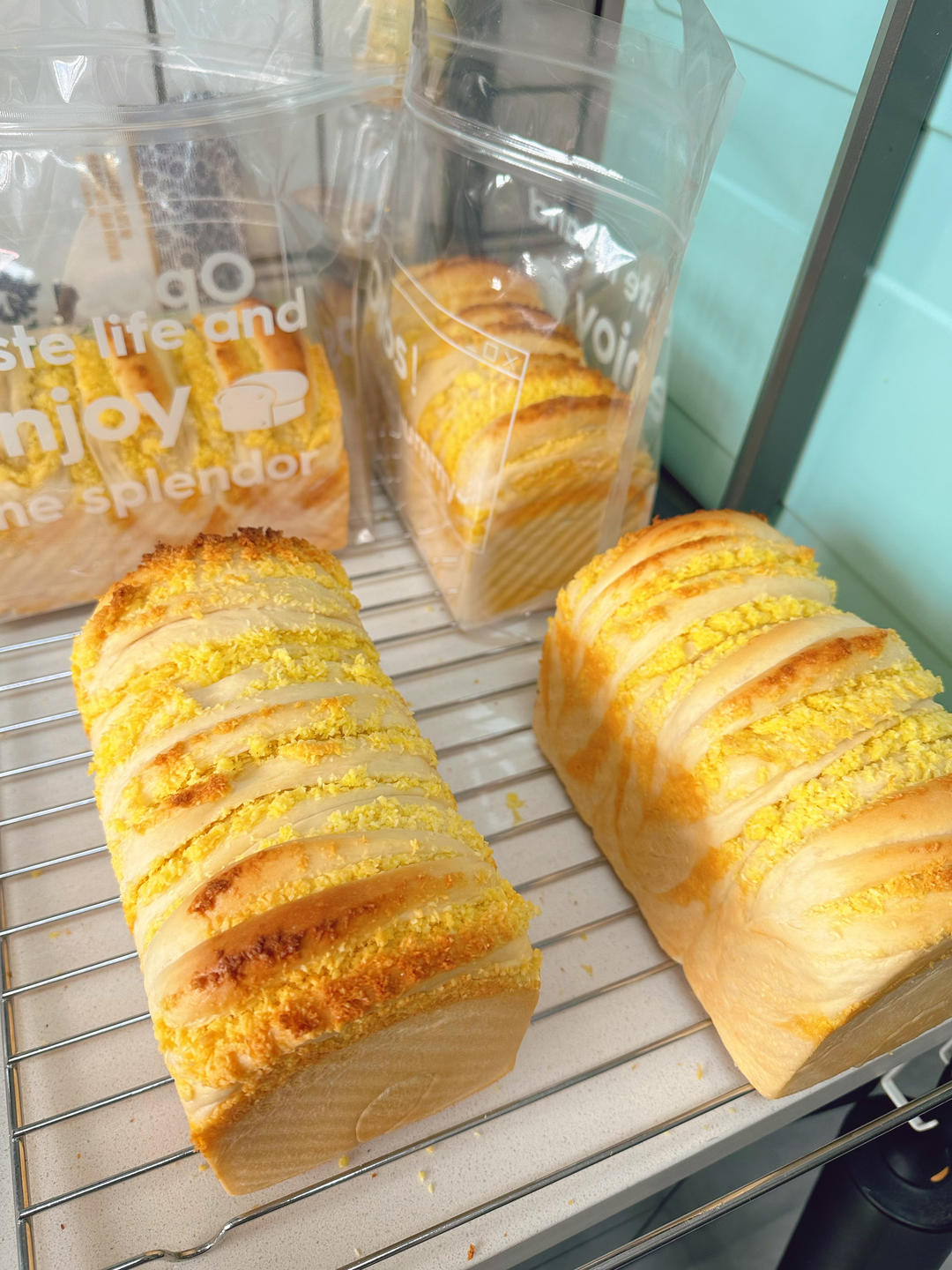 椰香满满的椰蓉土司~