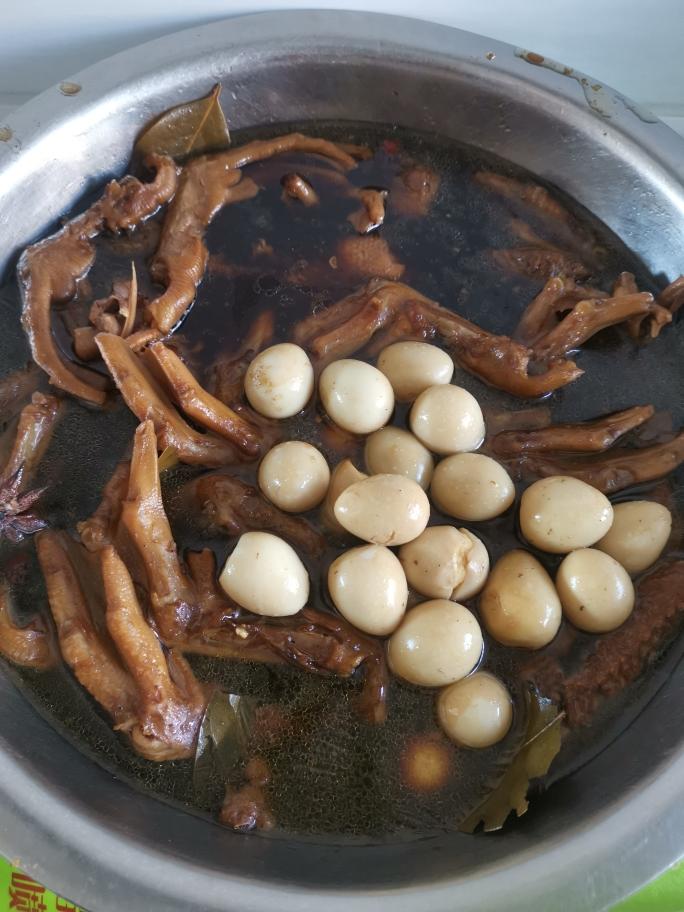 辣卤鸭货/鸡翅尖详细步骤