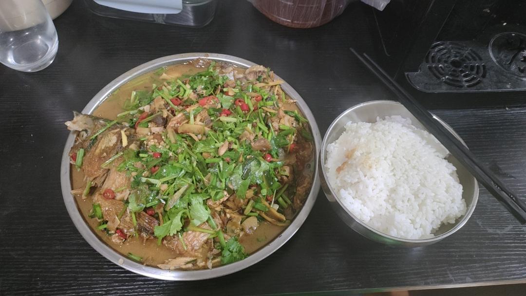 红烧鲤鱼