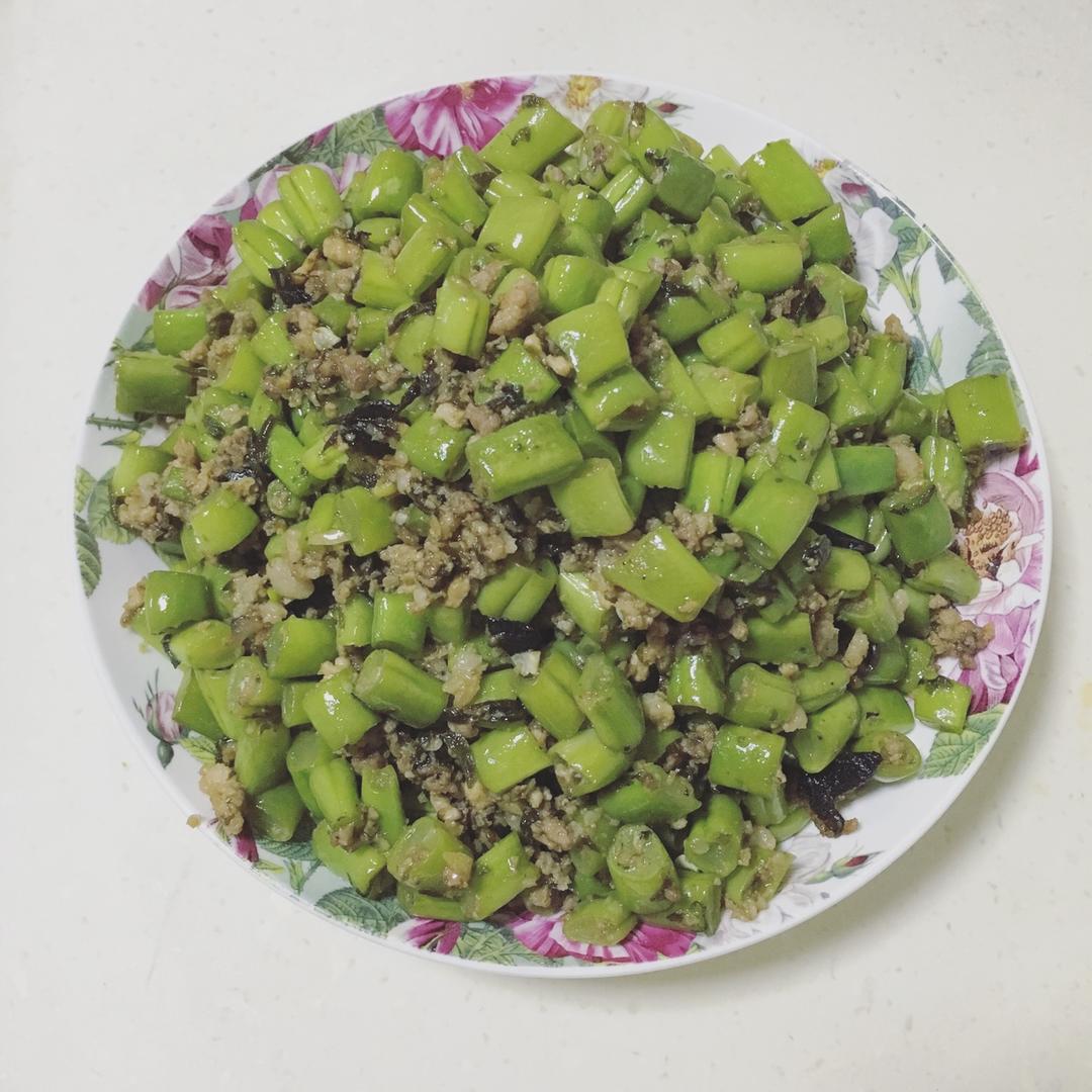 榄菜肉末四季豆