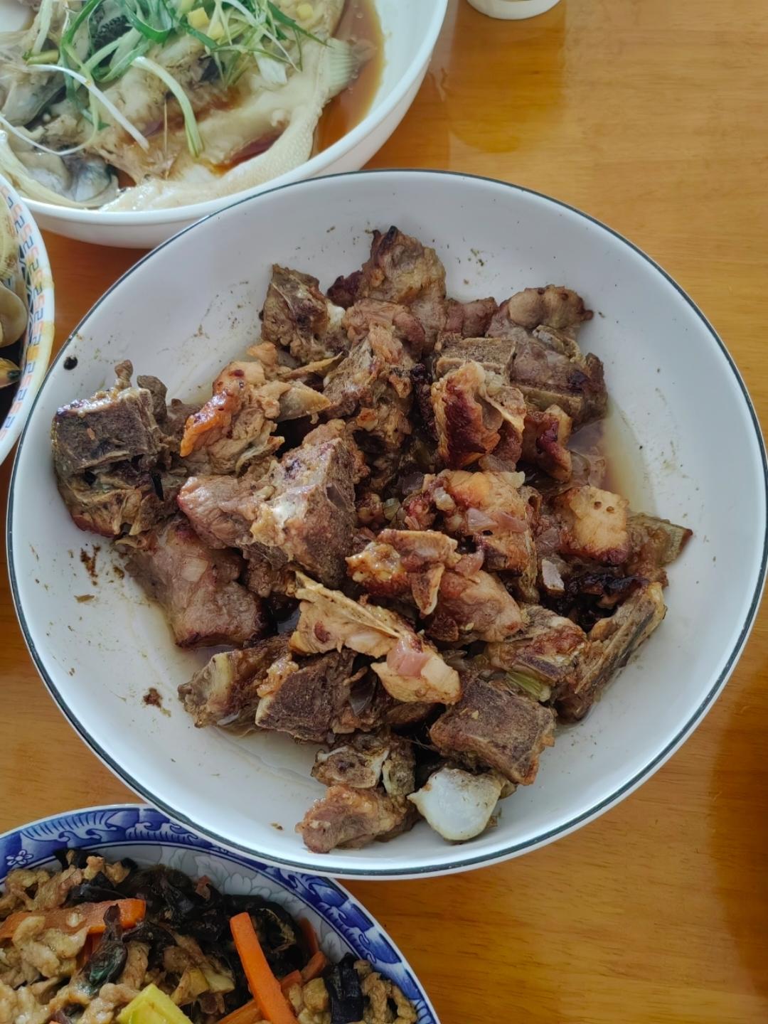 完美复刻中餐厅38块钱一份的椒盐排骨，骨香肉烂，好吃到吮手指