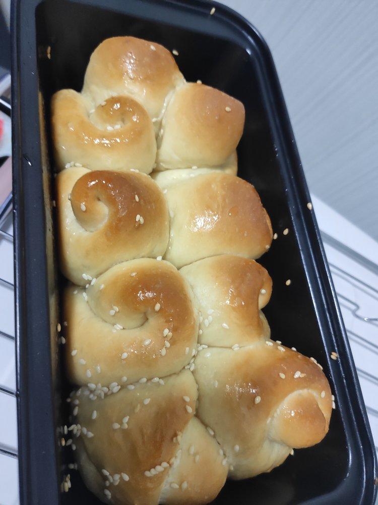 脆底蜂蜜小面包