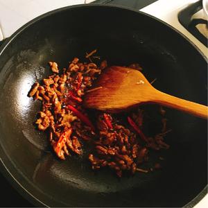 青椒肉丝炒香干的做法 步骤6