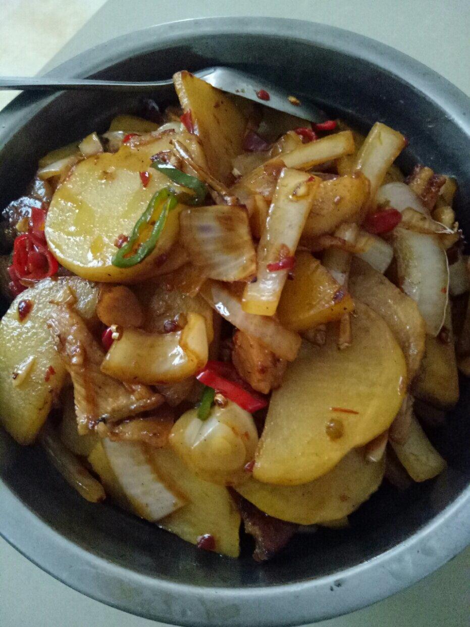 干锅土豆片