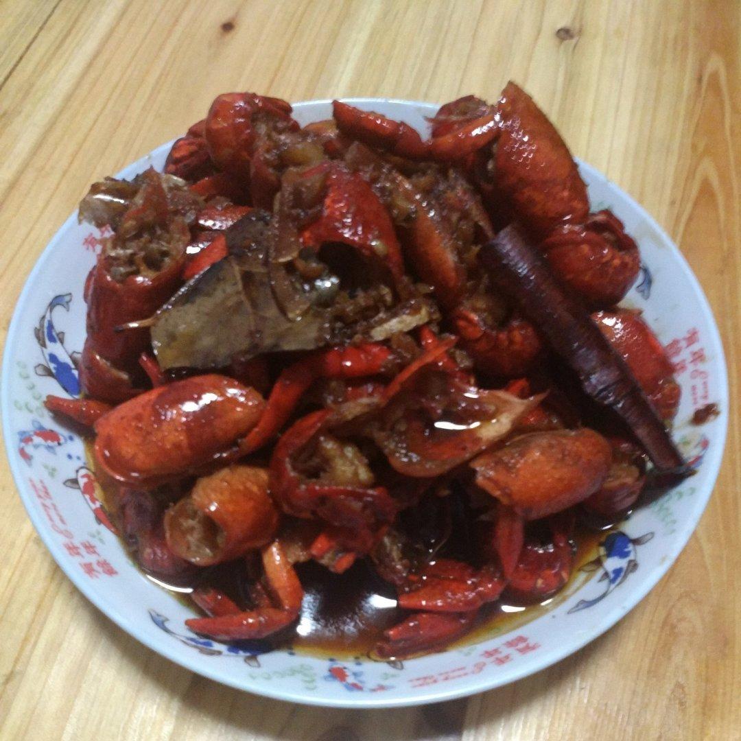 小龙虾超详细清洗处理及麻辣/蒜香做法