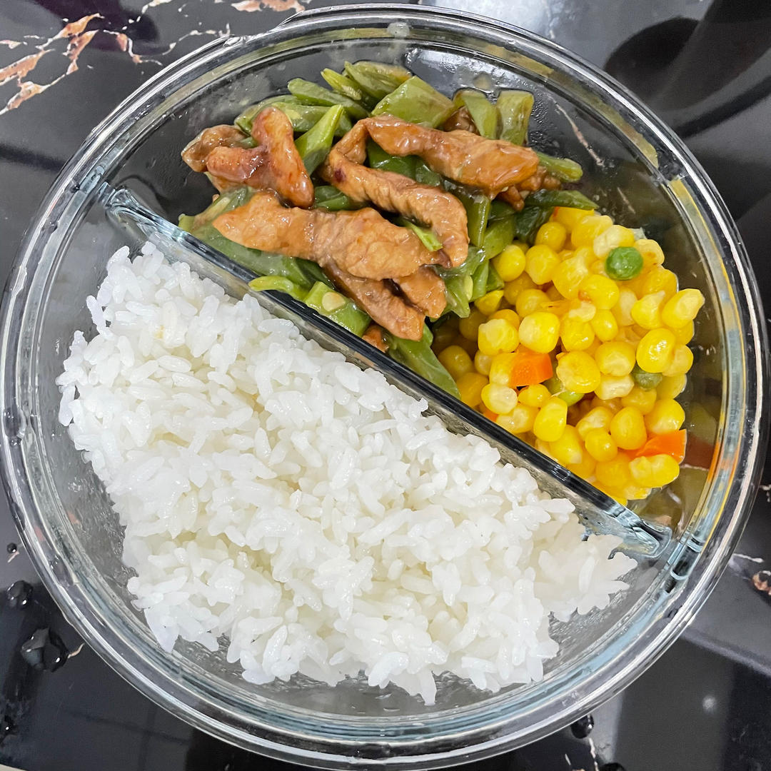 豆角肉丝饭