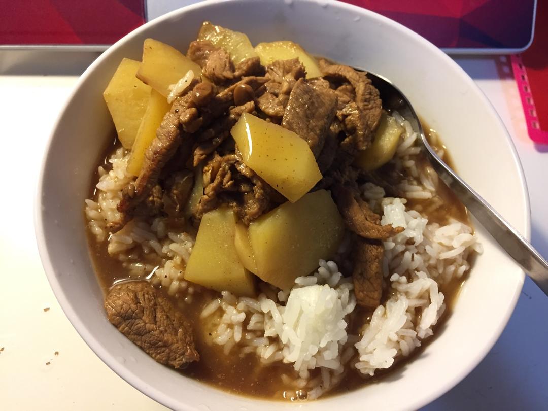土豆牛肉盖浇饭（面）