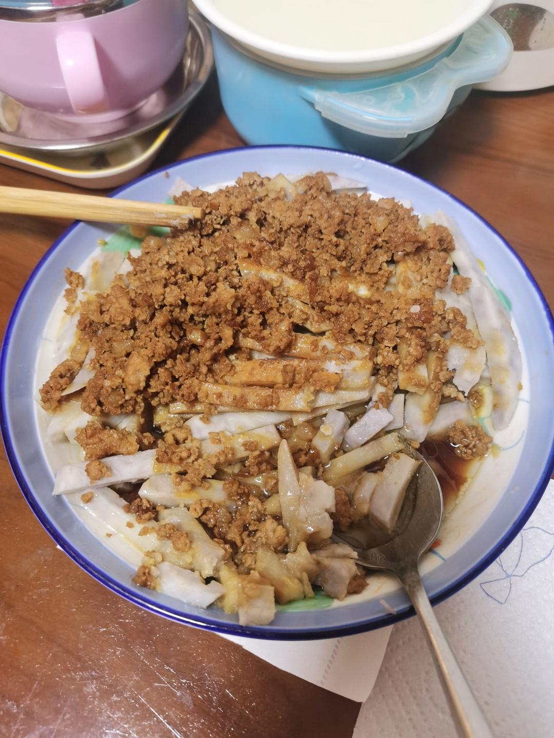 肉沫蒸芋头（可当减脂主食）