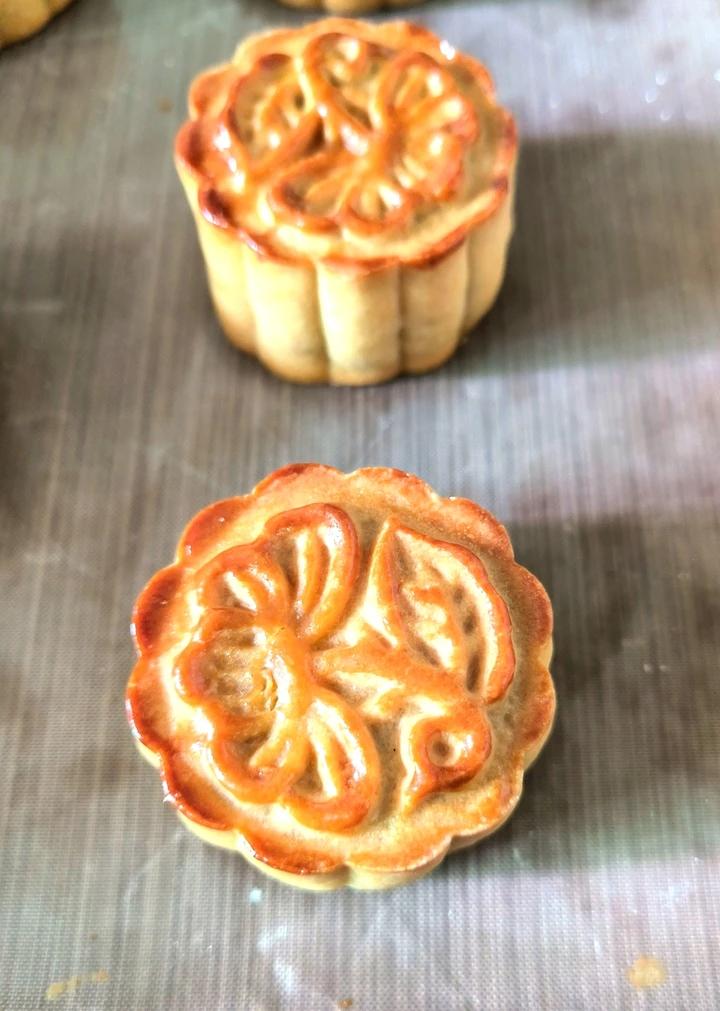 广式蛋黄月饼（75克、50克、各种规格都有）