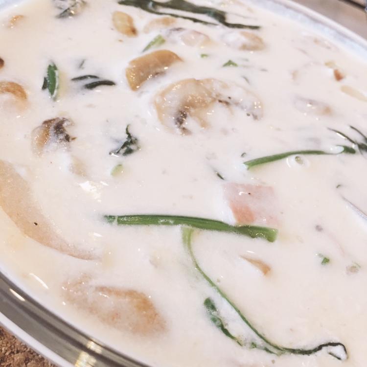 【生酮Keto】奶油蘑菇汤