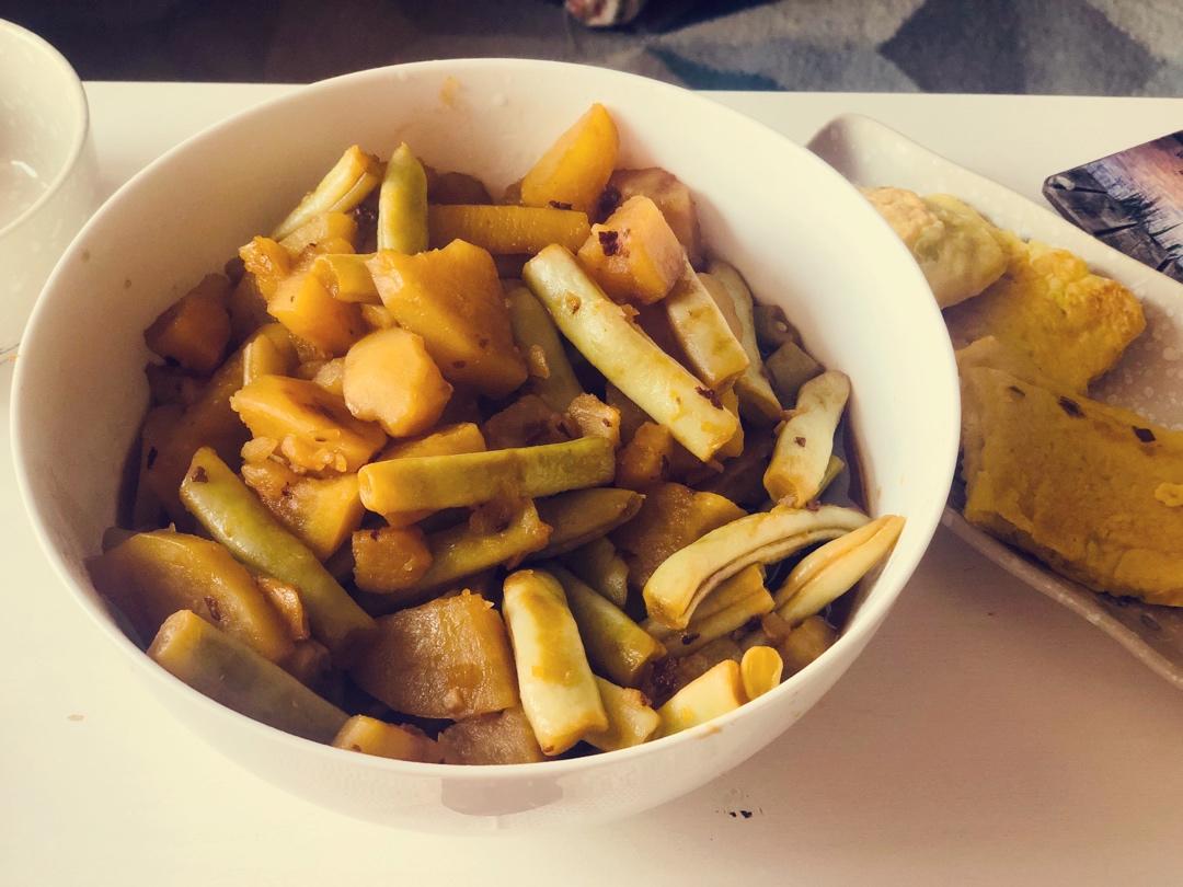 土豆炖豆角